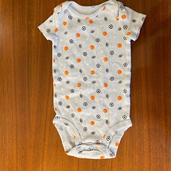 5-pack of 3 mo Baby Onsies - Picture 4 of 12